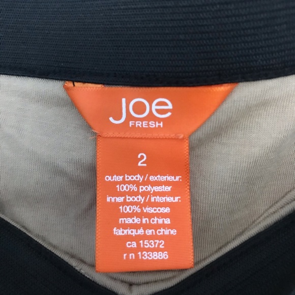 ⭐️3for$30⭐️ EUC gold sequins mini skirt Size 2 - Picture 2 of 2